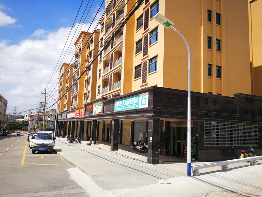 廠家供應(yīng)福建免管理光能路燈